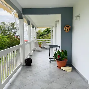  Appartement Coloré Proche De La Guadeloupe